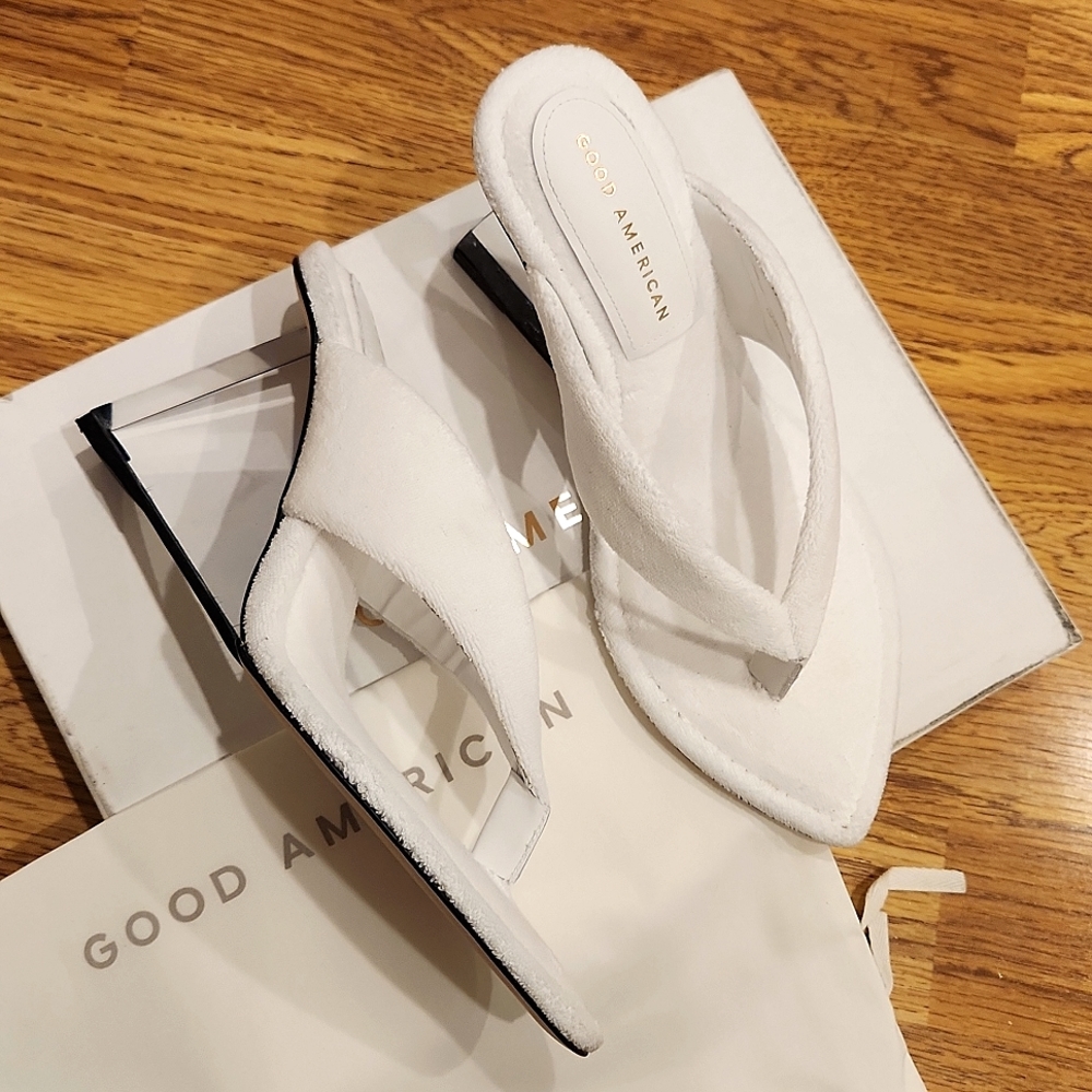 NIB Good American White Terry Cindrella Heels Thong Sandals